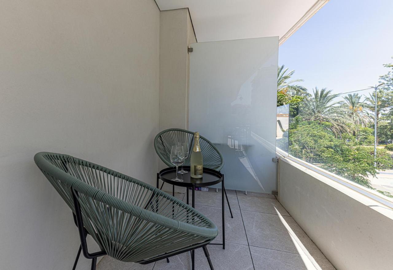Stylish 2 Bedroom Apartment In Estepona Old Town 外观 照片